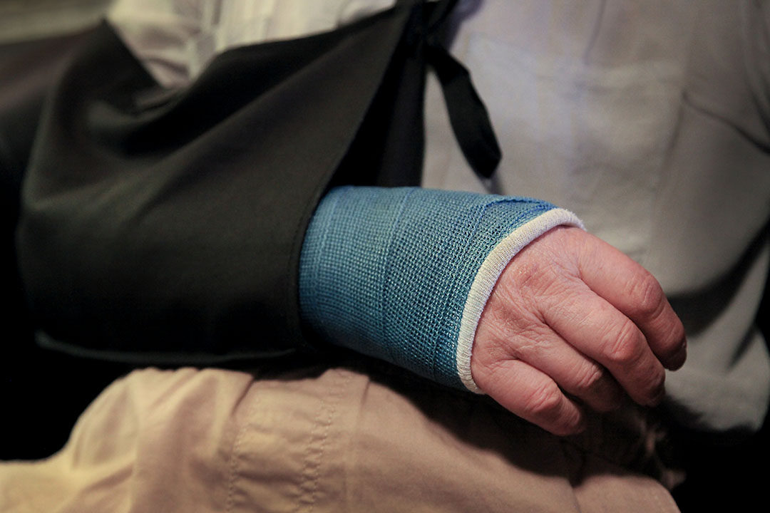 May 2015 – $225,000 Settlement For Broken Ankle and Broken Arm